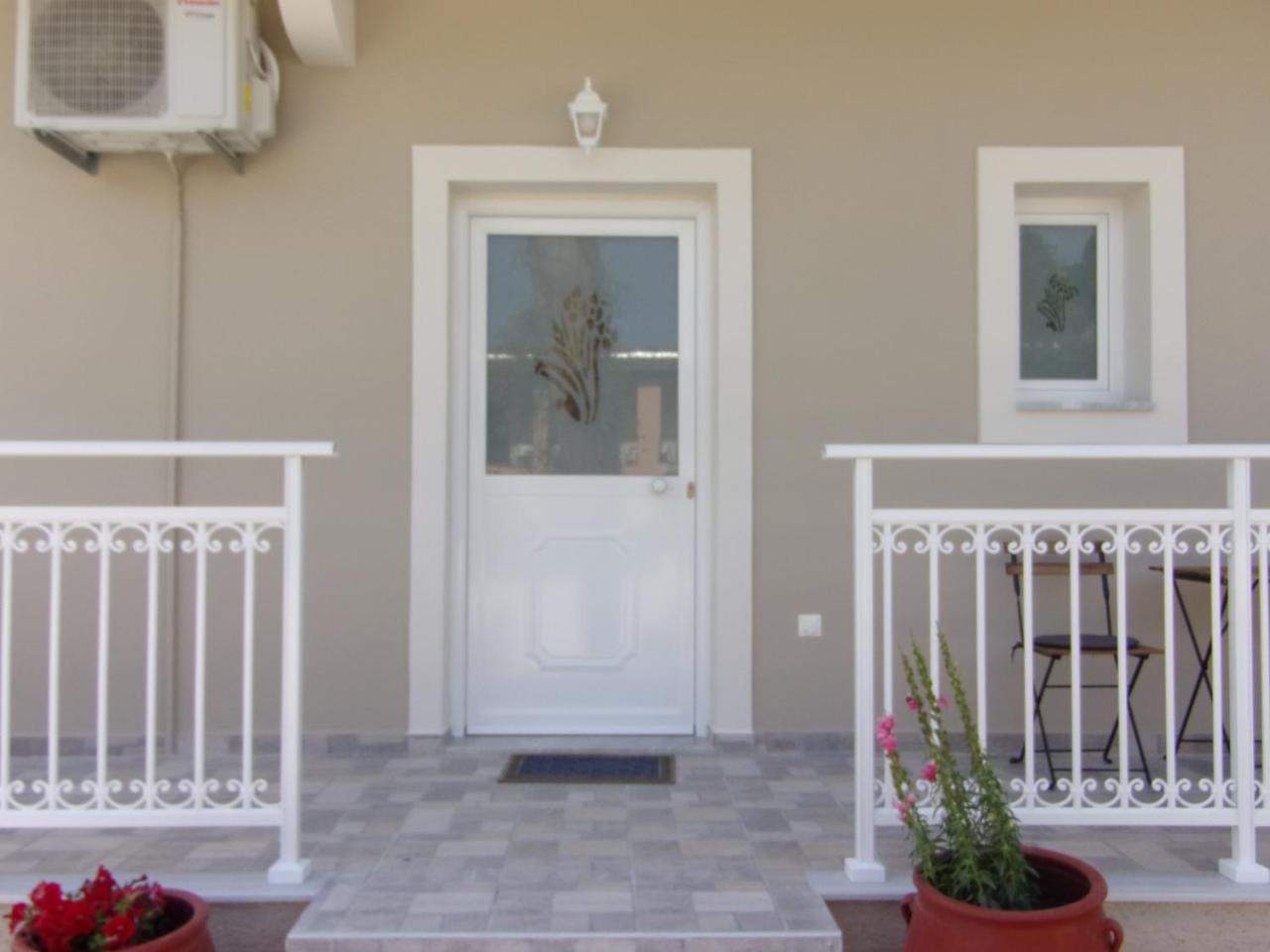 George 1 Apartament Ypsos